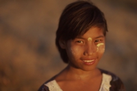 myanmar001_smallHP.JPG